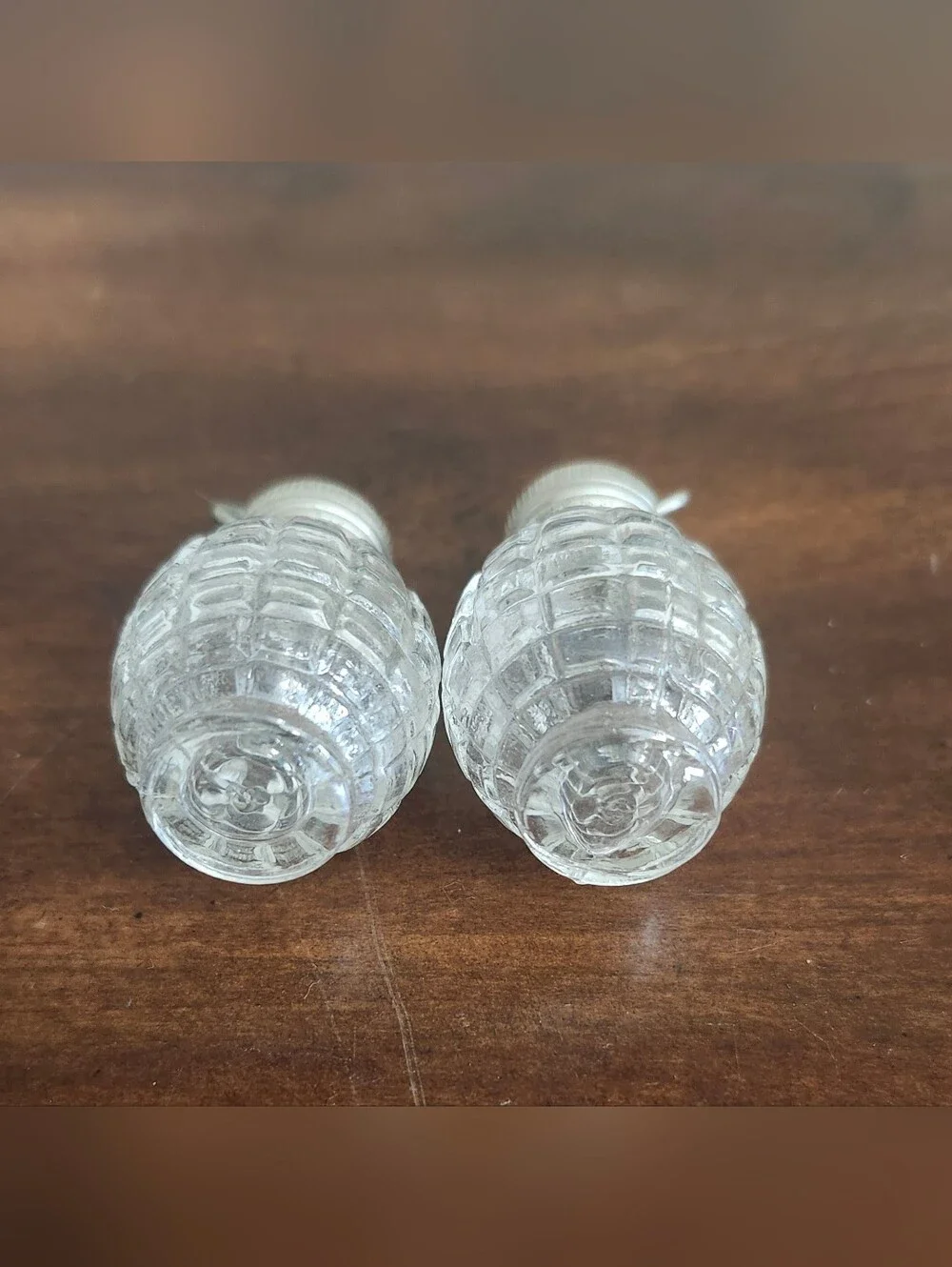 Vintage Salt & Pepper Shaker Set Mini Glass Grenade/Barrel Shape 1950s Art Deco